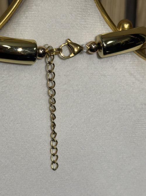 Collier Maya